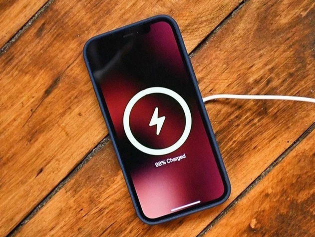 鹿邑苹果手机维修分享iPhone 12可以随便充电吗 